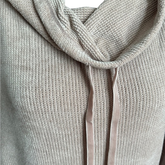 Spring + Mercer Chenille Collared Drawstring Sweater Size Small - Picture 4 of 15